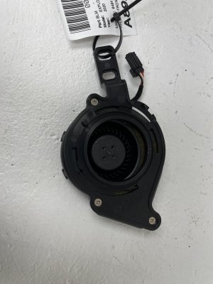 2020-2024 Lincoln Aviator Seat Blower Motor - Front, Right (Passenger) (Used OEM)