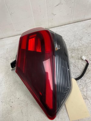 2018-2020 Nissan Rogue Liftgate Mounted Inner Tail Light - Left (Driver) (Used OEM)