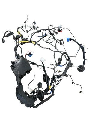 2024-2025 Hyundai Santa Fe Engine Bay Wiring Harness with Fuse Box (Used OEM)