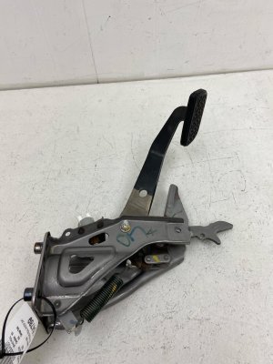 2015-2023 Toyota Tacoma Brake Pedal with Stop Light Sensor (Used OEM)