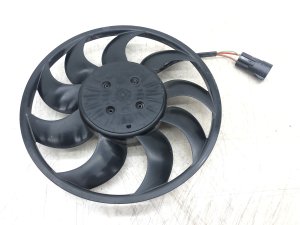 2021-2024 Volvo XC40 Electric Cooling Fan Motor Assembly - Front, Right (Passenger) (Used OEM)