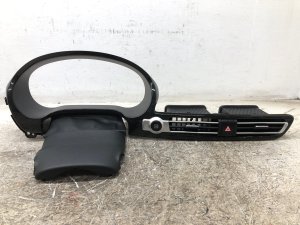 2021-2023 Kia Seltos Center Air Vent Grille with Hazard and Ignition Switch (Used OEM)
