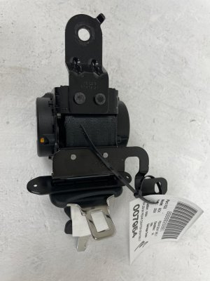 2022-2025 Acura MDX Center Seat Belt Assembly - Rear (Used OEM)