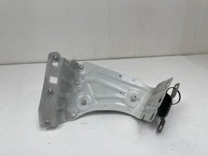 2019 Porsche Cayenne White Fender Bracket Mount - Front (Used OEM)
