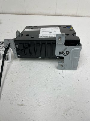 2025 Kia K4 Radio Receiver Head Unit Audio Module (Used OEM)