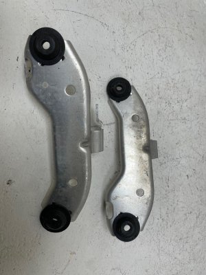  BMW 7 series Radiator Upper Support Bracket Set (Used OEM)