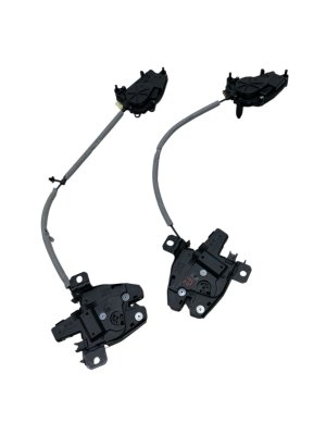 2019-2025 BMW X7 Lower Tailgate Latch and Actuator Set - Rear (Used OEM)