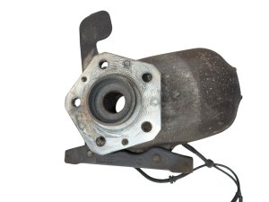2008-2013 Maserati Quattroporte Steering Knuckle and Hub Assembly - Front, Right (Passenger) (Used OEM)