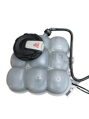 2020-2024 Audi Q7 Engine Coolant Overflow Reservoir Tank (Used OEM)