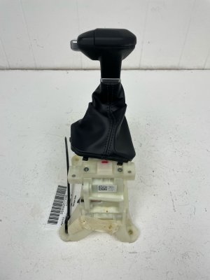 2025 Kia K4 Black Automatic Transmission Floor Shift Assembly (Used OEM)