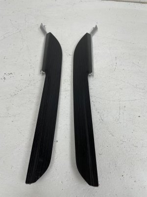 2020-2022 BMW 740i Center Console Trim Moulding Set - Front (Used OEM)