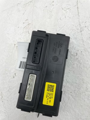 2025 Kia Carnival HVAC Temperature Control Module (Used OEM)