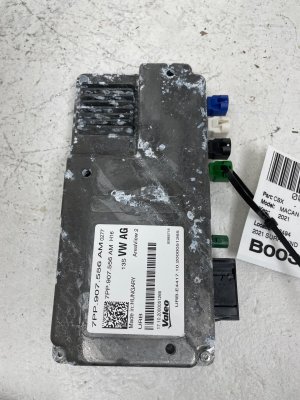 2015-2023 Porsche Macan Surround View Camera Control Module (Used OEM)