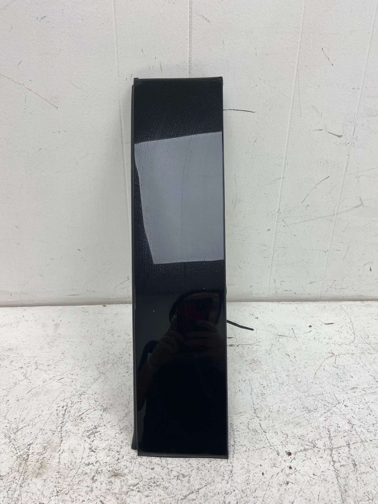 2018-2024 Lincoln Navigator B-Pillar Exterior Trim Panel - Rear, Right (Passenger) (Used OEM)