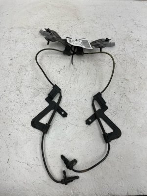 2022-2025 Genesis GV70 ABS Wheel Speed Sensor Set - Front (Used OEM)
