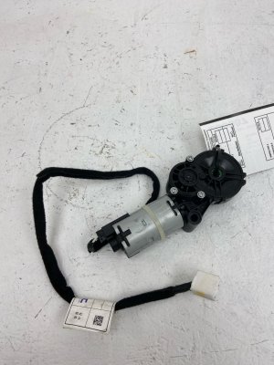 2020-2024 Hyundai Palisade Power Seat Recline Motor - Front, Right (Passenger) (Used OEM)