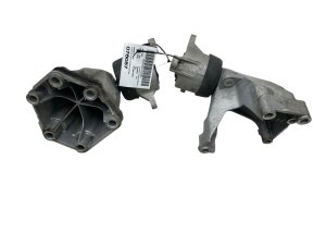 2017-2022 Genesis G90 Engine Mount Bracket Set (Used OEM)