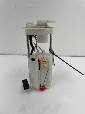 2023-2025 Toyota Prius Tank-Mounted Fuel Pump Assembly (Used OEM)