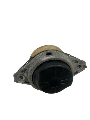 2012-2015 Mercedes-Benz ML350 Engine Mount Bracket - Front (Used OEM)