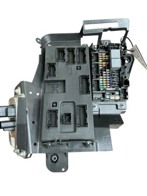 2018-2020 Jaguar E-Pace Interior Fuse Relay Junction Block (Used OEM)