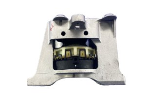 2024-2025 Buick Envista Engine Mount Support Bracket - Front (Used OEM)