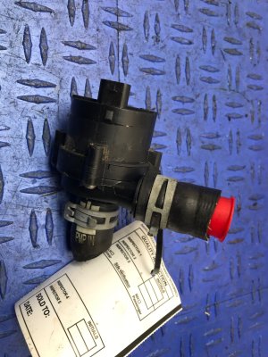 2020-2025 Cadillac XT6 Engine Water Pump (Used OEM)