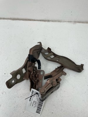 2019-2022 Mercedes-Benz A220 Hood Hinge Set - Front, Left (Driver) (Used OEM)