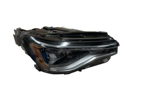 2022-2026 Volkswagen Taos Headlight Assembly - Front, Right (Passenger) (Used OEM)