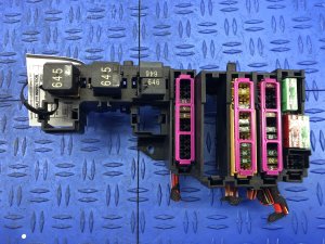 2013-2017 Audi A5 Dashboard Fuse Box - Front (Used OEM)