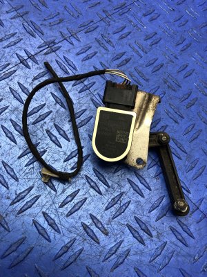 2010-2016 BMW 528i Suspension Ride Height Level Sensor - Rear, Left (Driver) (Used OEM)