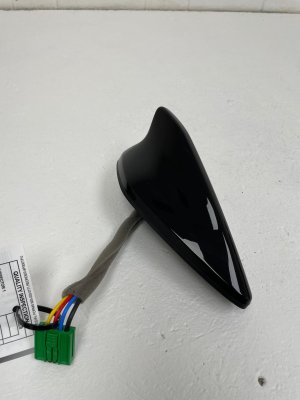 2025 Hyundai Tucson Blue Roof Shark Fin Antenna Assembly (Used OEM)