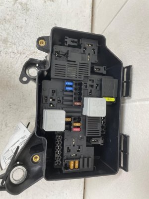 2015-2021 Mercedes-Benz C280 Fuse Box Relay Module Housing (Used OEM)