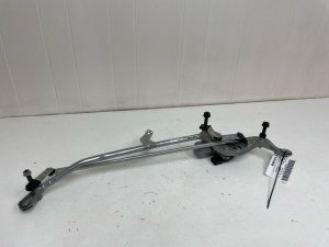 2019-2023 Mercedes-Benz C280 Windshield Wiper Motor and Linkage Assembly - Front (Used OEM)