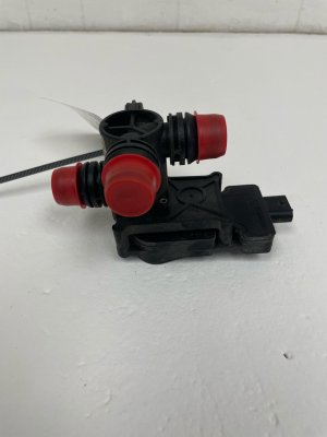 2021-2025 Mercedes-Benz GLA250 Heater Coolant Control Valve Changeover Inverter (Used OEM)