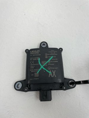 2021-2024 Toyota Venza Blind Spot Monitor Control Module - Rear (Used OEM)