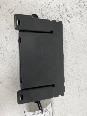 2014-2017 Land Rover Range Rover Sport Trunk Battery Fuse Relay Junction Block (Used OEM)