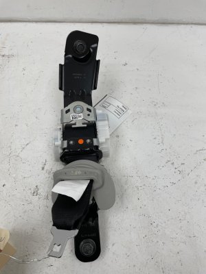 2020-2025 Kia Telluride 3rd Row Center Seat Belt Assembly - Rear, Left (Driver) (Used OEM)