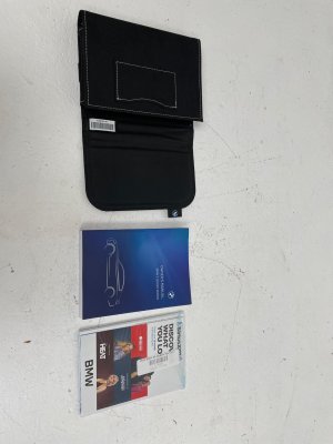 2021-2023 BMW M550i xDrive Owners Manual (Used OEM)