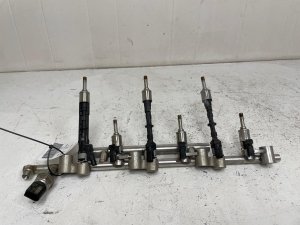 2018-2024 Bentley Continental High Pressure Fuel Injection Rail (Used OEM)