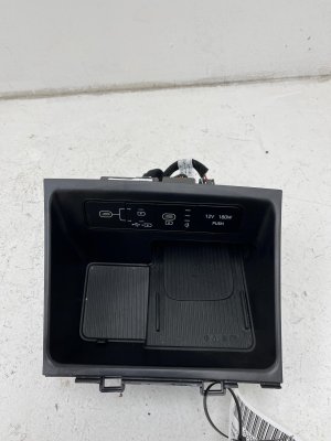 2025-2026 Hyundai Santa Cruz Center Console Wireless Charging Tray - Front (Used OEM)