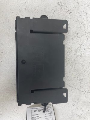 2014-2017 Land Rover Range Rover Sport Positive Battery Terminal Power Distribution Block (Used OEM)