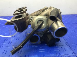 2014-2020 Maserati Quattroporte Turbocharger with Integrated Exhaust Manifold - Right (Passenger) (Used OEM)