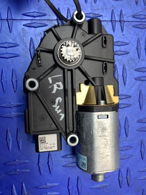 2016-2018 Lincoln MKX Sunroof Glass or Shade Motor (Used OEM)