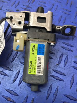 2018-2023 Kia Stinger Seat Tilt Adjustment Motor - Front, Left (Driver) (Used OEM)