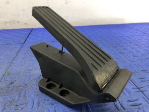 2014-2017 Mercedes-Benz S320 Gas Accelerator Pedal Assembly (Used OEM)