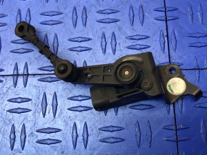 2016-2021 Jaguar XF Ride Height Suspension Level Sensor - Front (Used OEM)