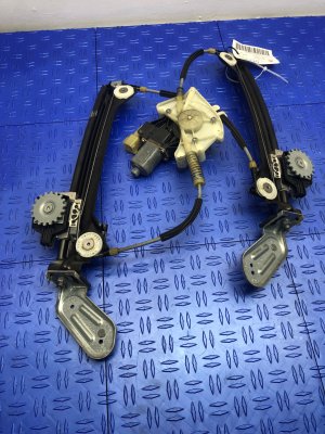 2014-2024 Maserati Quattroporte Door Power Window Regulator and Motor Assembly - Rear, Left (Driver) (Used OEM)