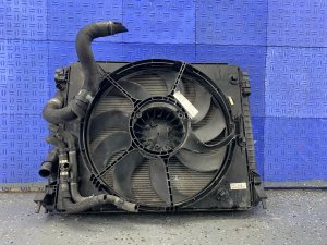 2014-2019 Maserati Ghibli Radiator and A/C Condenser Cooling Fan Shroud and Blade Assembly (Used OEM)