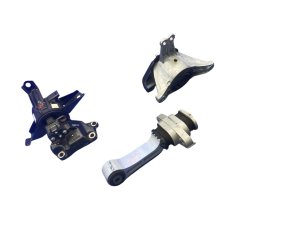 2024-2025 Hyundai Santa Fe Torque Rod and Engine Support Bracket Mount Set (Used OEM)