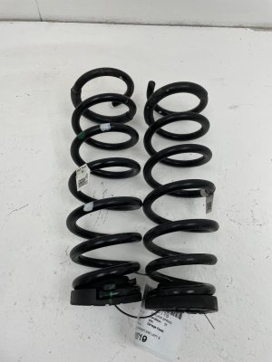 2021-2025 Kia K5 Suspension Coil Spring Set - Rear (Used OEM)